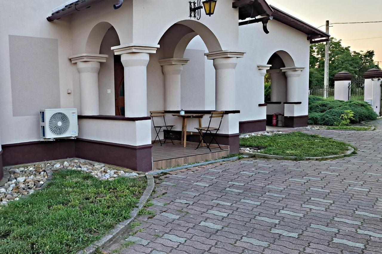 The Luxo Wine Museum Hotel Kaba Luaran gambar